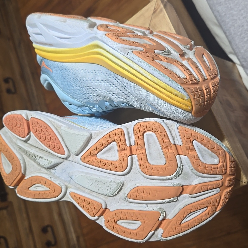 Hoka Bondi 8 Summer Sky - Picture 9 of 13